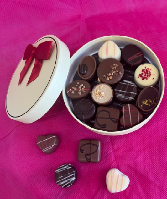 Luxury box of 12 pieces